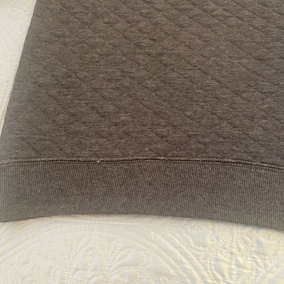 Mango men’s pullover. Medium for cool weather - Picture 3 of 10